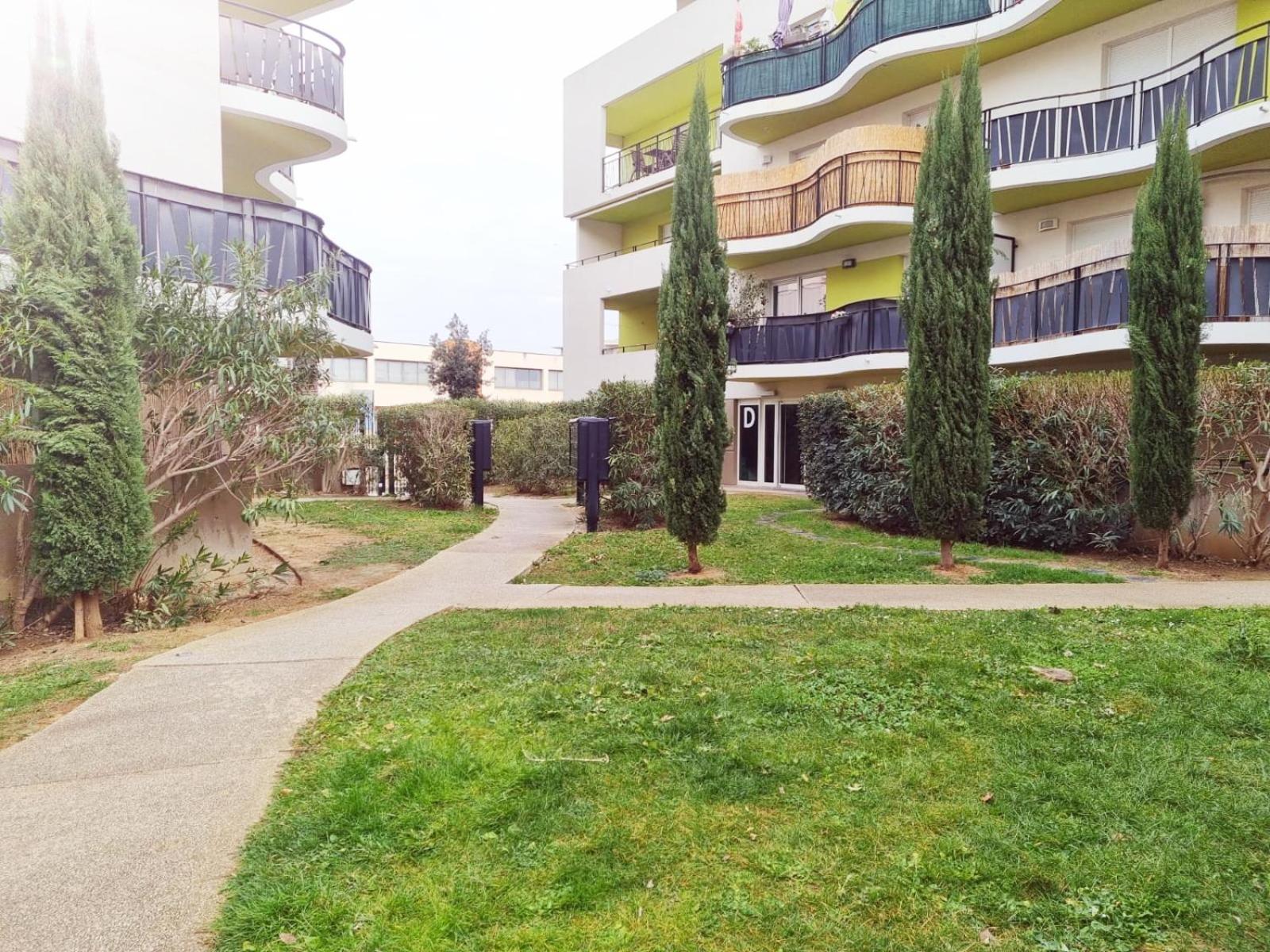 Grand Appartement Avec Garage Et Terrasse Castelnau-le-Lez Exterior foto